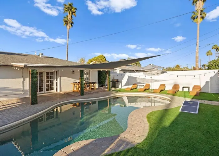 Party At The Palm - Pool, Hot Tub, Pergola With Fire Pit & Much Scottsdale