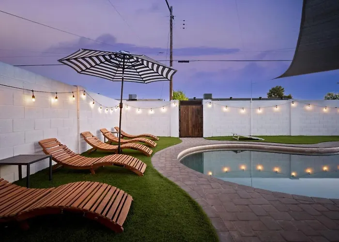 Party At The Palm - Pool, Hot Tub, Pergola With Fire Pit & Much * Scottsdale